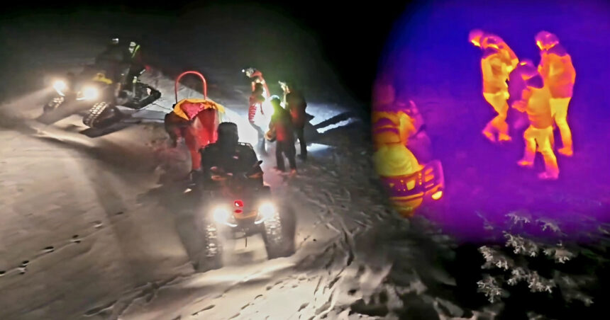 video actiune salvamont in conditii extreme pentru salvarea unui ucrainean ratacit in munti zapada de un metru minus 20 de grade 6965eb3990864