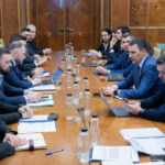 video bugetul capitalei discutat la guvern ciprian ciucu si primarii de sector au prezentat necesarul de finantare 697a3e70110cb