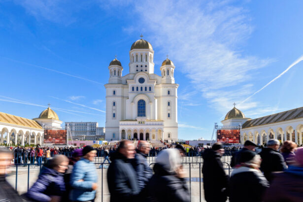 video catedrala nationala se inchide de vineri pentru continuarea lucrarilor mai poate fi vizitata joi 695f5039d49a2