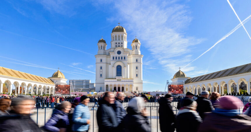video catedrala nationala se inchide de vineri pentru continuarea lucrarilor mai poate fi vizitata joi 695f5039d49a2