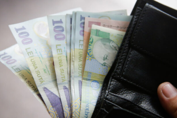 video desi au platit taxele si impozitele unii bucuresteni s au trezit ca trebuie sa dea bani in plus sumele s au schimbat peste noapte 695e337892872