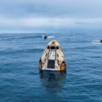 video echipajul de pe iss a revenit pe pamant un astronaut are probleme medicale momentul in care capsula spacex ajunge in oceanul pacific 6968bc222c909