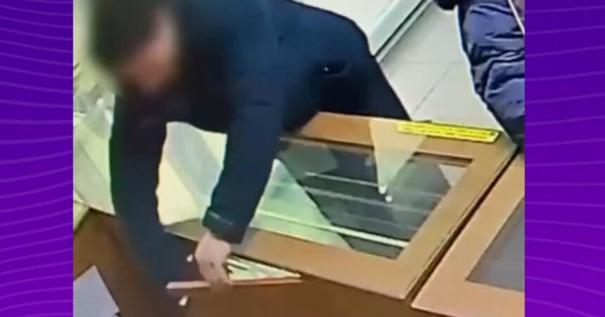 video furt la amanet in sector 4 recidivist eliberat in decembrie surprins de camerele de supraveghere 696b708106436