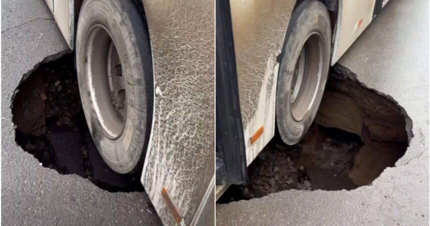 video groapa uriasa in asfalt pe o strada din braila un autobuz plin cu calatori a ramas blocat fara macara nu l scoate 69763f573218c