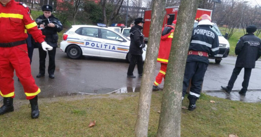 video interventie contracronometru la craiova pentru salvarea unui copil si a unui adult cazuti intr un lac care este starea victimelor 696ba53c8fabb