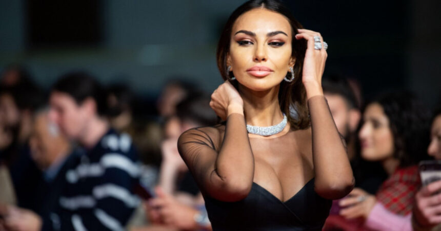 video madalina ghenea hartuita ani de zile de o romanca pe retelele sociale actrita cere despagubiri de 5 milioane de euro 6968b16158d2b