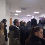 video premiera o primarie reduce taxele dupa ce le a marit la inceputul anului cei care au platit majorat vor primi diferenta inapoi 6973b16696e71