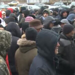 video protest cu sute de angajati la rafinaria petromidia motivul pentru care salariatii au iesit in strada 697c7b6824dc7