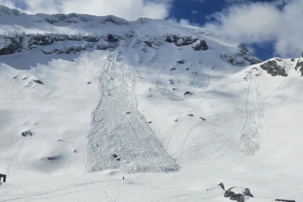 videofoto avalanse la balea lac printre cele mai puternice din ultimii 5 ani vant taios in muntii fagaras indemnul salvamont pentru turisti 696138e23f293