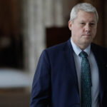 catalin predoiu ministrul de interne il contrazice pe raed arafat limitarea accesului minorilor la retele sociale nu e solutia 697f4faba197a