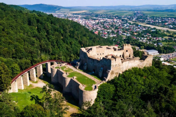 cetatea din romania in care in urma cu 400 de ani se falsificau monede poloneze si suedeze 697fc76d354a9