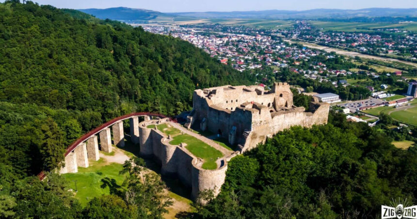 cetatea din romania in care in urma cu 400 de ani se falsificau monede poloneze si suedeze 697fc76d354a9