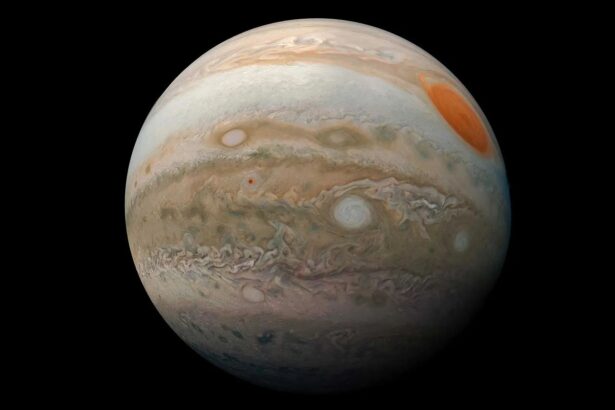 ceva fascinant se ascunde sub norii planetei jupiter 6985a27a69de2