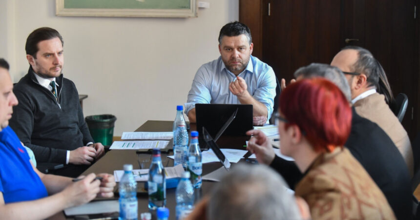 ciprian ciucu a cerut stb un plan de reducere a cheltuielilor anuntul primarului capitalei despre situatia transportului public 69823cab8d01a