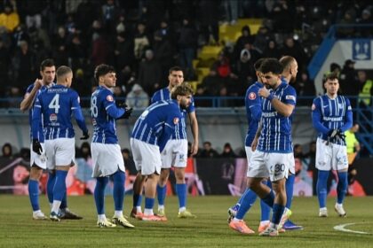 criza dubla la farul alb albastrii sufera si sportiv si financiar din cauza lipsei de rezultate 699cb7790a0b3