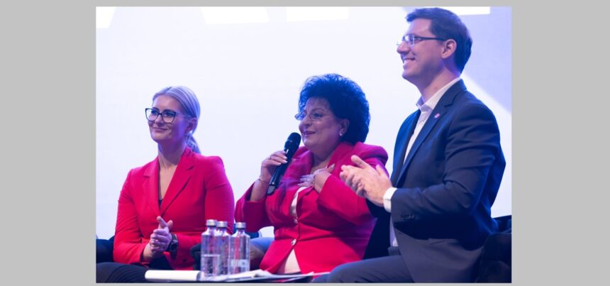 foto video mariana gaju prezenta la forumul national pes activists romania comunitatile rurale nu mai pot fi tratate ca subsidiare spune primarul comunei cumpana 69a314afd8526