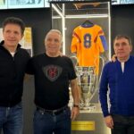 la rascruce pe mana cui ar ajunge farul daca gica hagi merge la nationala 698da31726d9e