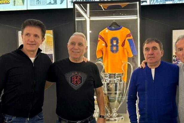 la rascruce pe mana cui ar ajunge farul daca gica hagi merge la nationala 698da31726d9e