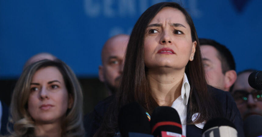 pot probleme in prima sesiune din 2026 in parlament anamaria gavrila contesta redenumirea grupului de catre liderul exclus 6980ee7782934