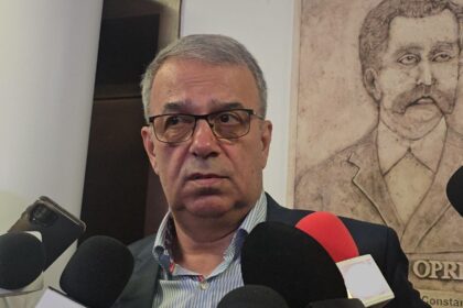 primarul chitac avansam cu modernizarea institutiilor de invatamant din constanta vezi aici stadiul lucrarilor la doua dintre scoli si un liceu 6990838fe5d1b