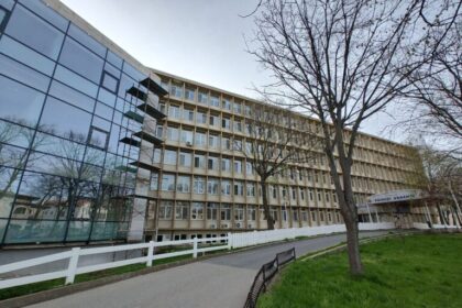 se schimba comanda spitalul din mangalia va avea un nou sef primarul paul foleanu a emis dispozitia de incetare pentru alina dan sefa unitatii sanitare 6985db7c58ad3