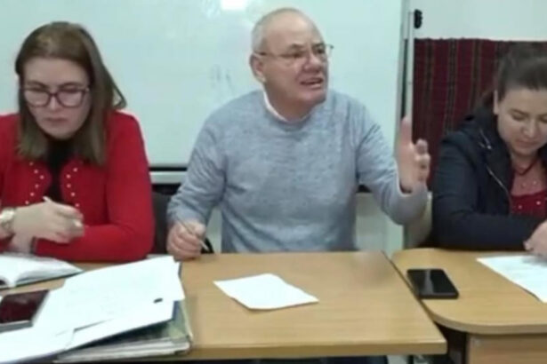 video declaratie socanta a unui primar liberal din bacau cel care nu munceste nu merita sa traiasca reactie din pnl 6980b9b9eccee