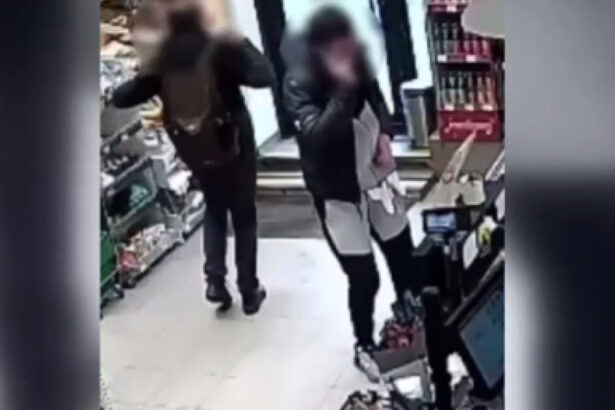 video un irlandez de 22 de ani injunghiat de un prieten de aceeasi nationalitate intr un apartament inchiriat in bucuresti 6980ceddbd586