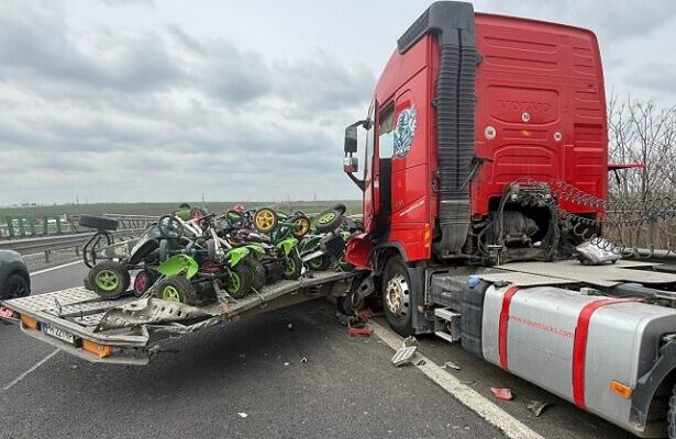 accident rutier pe autostrada a2 bucuresti constanta circulatie restrictionata in apropiere de medgidia 69bd3b901555d