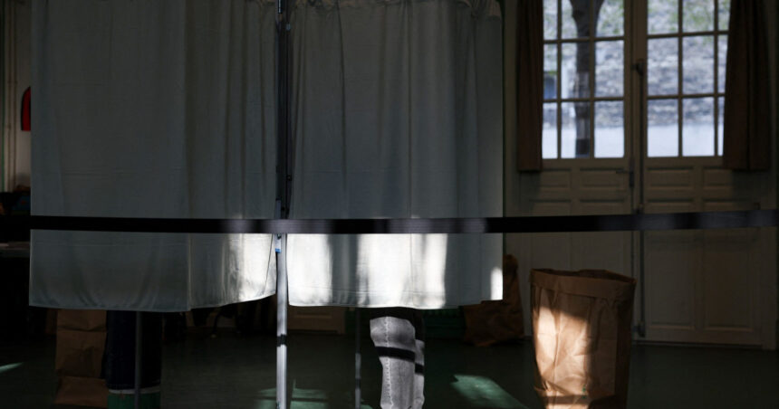 alegeri municipale in franta turul al ii lea francezii decid cine va fi primar in orase ca paris marsilia si lyon 69bfaa70911c5