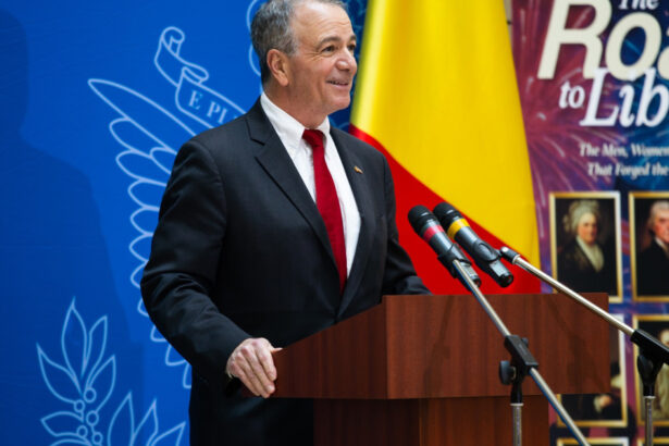 ambasadorul sua la bucuresti romania este binevenita sa aplice din nou pentru programul visa waiver 69cb87d3ceb11