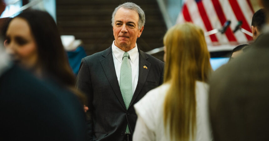 ambasadorul sua primul mesaj pe reteaua truth social a lui trump voi conduce ambasada pentru a promova agenda america first 69c2703a6deaa