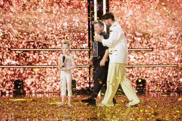 anastasia horbatsevych golden buzz din partea lui smiley si pavel bartos la romanii au talent cand sunt bombardamente nu pot sa merg sa ma antrenez 69be6a1eb3cdf