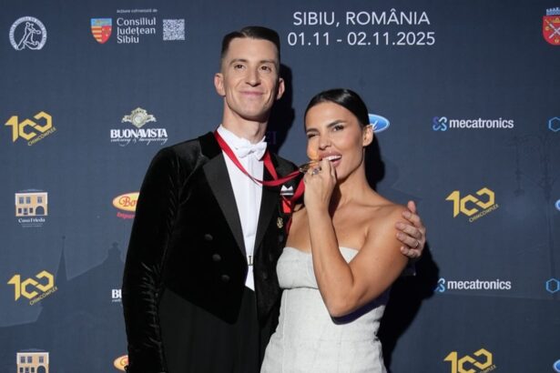 andreea popescu si rares cojoc au divortat dupa 10 ani de casnicie fosta dansatoare a deliei si campionul de dans sportiv au impreuna trei copii este o trauma 69b95fb75baab