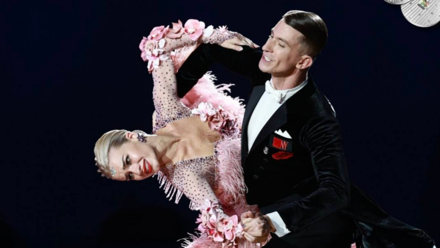 anuntul facut de rares cojoc dupa ce s a spus ca sotia i a fost infidela cum a fost surprins alaturi de partenera de dans hai sa incepem 69bd06db2b323