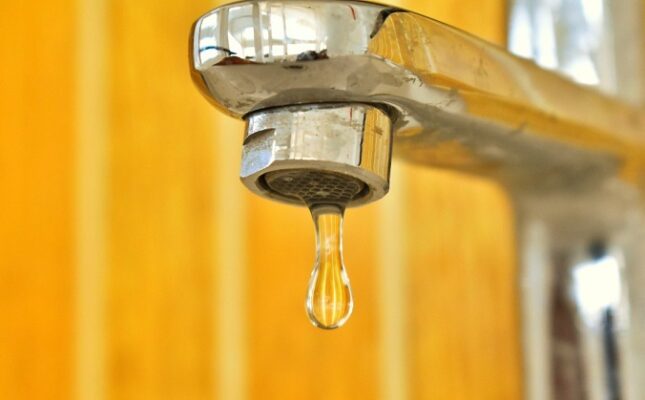 atentie se opreste apa in localitatie ciocarlia de sus ciocarlia de jos si pietreni 69cbbf79883e8