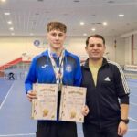 atletul de la cs medgidia alin mihai savlovschi pe podium la nationalele in sala 69a6f5d83e21c