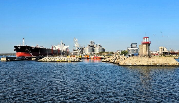 au inceput lucrarile de instalare a tehnologiei cold ironing pentru 10 dane din portul constanta 69c15a2482878