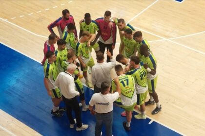 au spart gheata primul succes pe teren propriu pentru csm constanta in actualul campionat 69ac82296de45