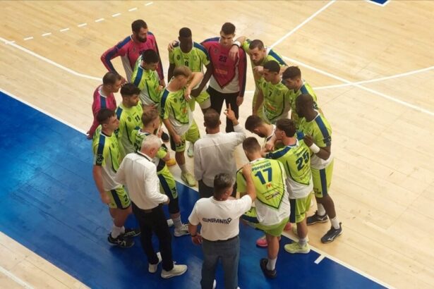 au spart gheata primul succes pe teren propriu pentru csm constanta in actualul campionat 69ac82296de45