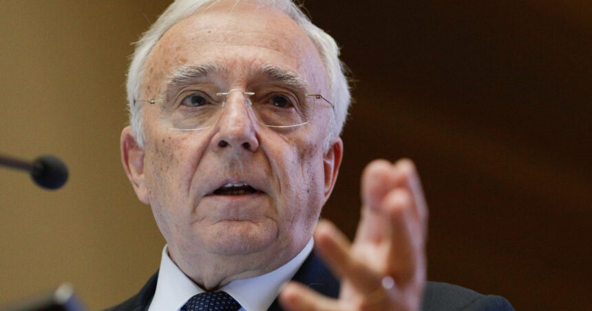 avertismentul lui mugur isarescu finantele publice sub presiune cheltuielilor bugetare ajustarile fiscale trebuie sa continue 69cae008b85a8