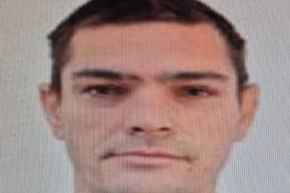 barbat din mangalia disparut de cateva zile daca il vedeti sunati la 112 69c2a49c09969