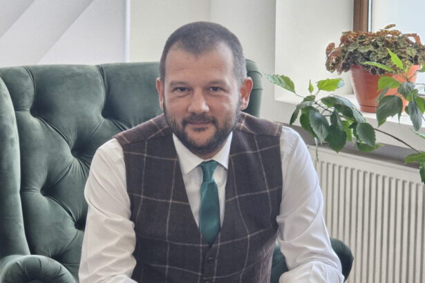 bogdan bola este din nou managerul spitalului orasenesc harsova mi am si asumat faptul ca o revenire a mea inseamna niste asteptari 69aaaab0a7a3d