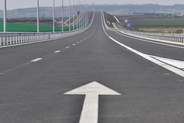 centura azuga busteni va avea 10 kilometri si va costa 843 de milioane de lei autoritatile locale au aprobat documentatia 69c302d631379