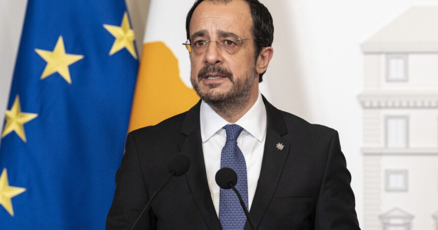 ciprul vrea o discutie cu marea britanie referitoare la statutul si viitorul bazelor militare de pe teritoriul sau 69bbedcfbabf3