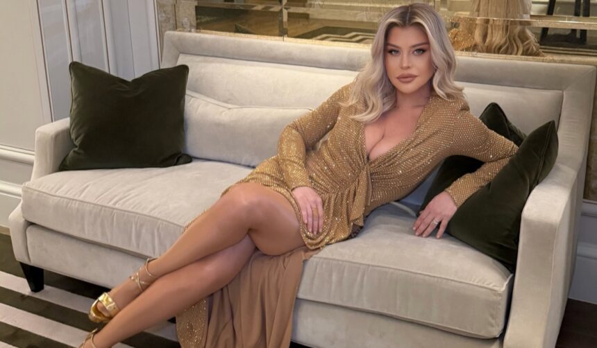 cum arata loredana groza in costum de baie imagini inedite cu artista in maldive 69c51687189e5