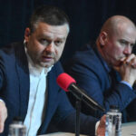 cum vrea primaria capitalei sa curete bucurestiul de graffiti ciucu imi este rusine de halul in care arata orasul 69c15e8b7980c