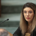diana buzoianu a depus un proiect in parlament hartuirea sexuala pedepsita chiar si fara relatie de munca intre victima si agresor 69c541216c27a