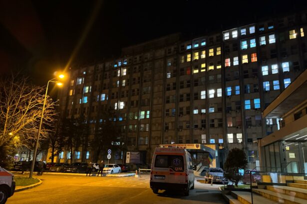 editorial cine vrea de fapt sa puna mana pe spitalul judetean constanta 69bc5f9f65966