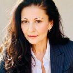 elena carstea detalii despre moartea fiului vitreg brett s a stins din viata la doar 30 de ani o lectie pentru oricine are copii 69ba63d80820c