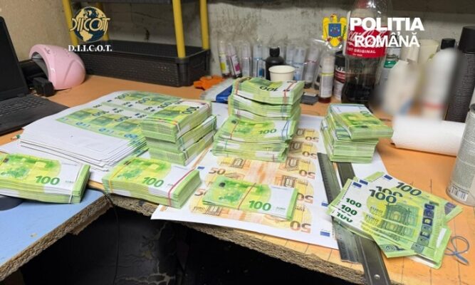 fabrica de bani falsi descoperita intr un sat din judetul suceava doi romani si un italian au fost retinuti 69c3d2f34333a